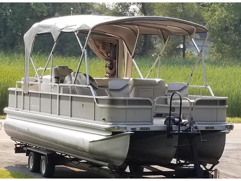 2004 Premier CastaWay Pontoon powerboat for sale in Minnesota