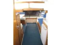 Marinette 32 Flybridge Express 
