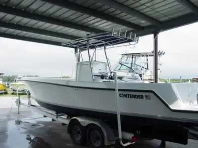 Contender 31 Center Console 