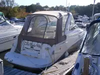 Rinker 260 Express Cruiser 