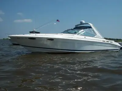 Sea Ray Sun Sport 
