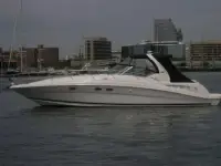 Sea Ray Sundancer 