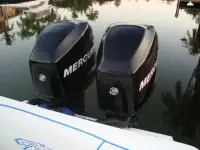 Glasstream 328 SCX Center Console w Bow Cuddy 