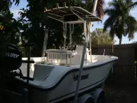 Mako 204 Center Console