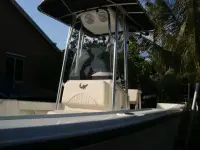 Mako 204 Center Console
