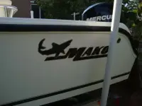 Mako 204 Center Console