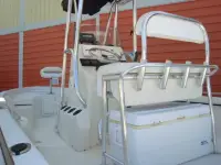 Pathfinder 2200 Center Console 