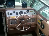 Sea Ray 225 