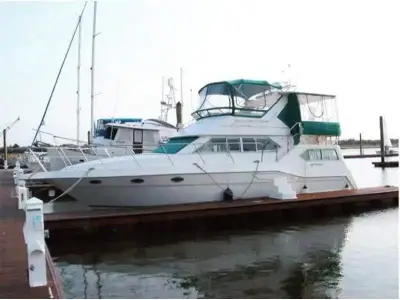 Cruisers 3950 FB Aft Cabin 