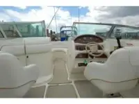 Sea Ray 260 Bowrider Signature Select 