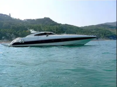 Sunseeker Predator 