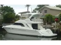 Sea Ray Sedan Bridge 