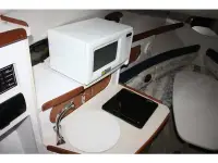 Four Winns Vista 238 