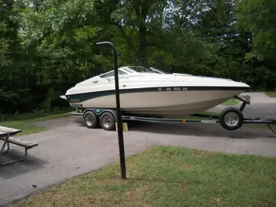 Crownline 225CCR 