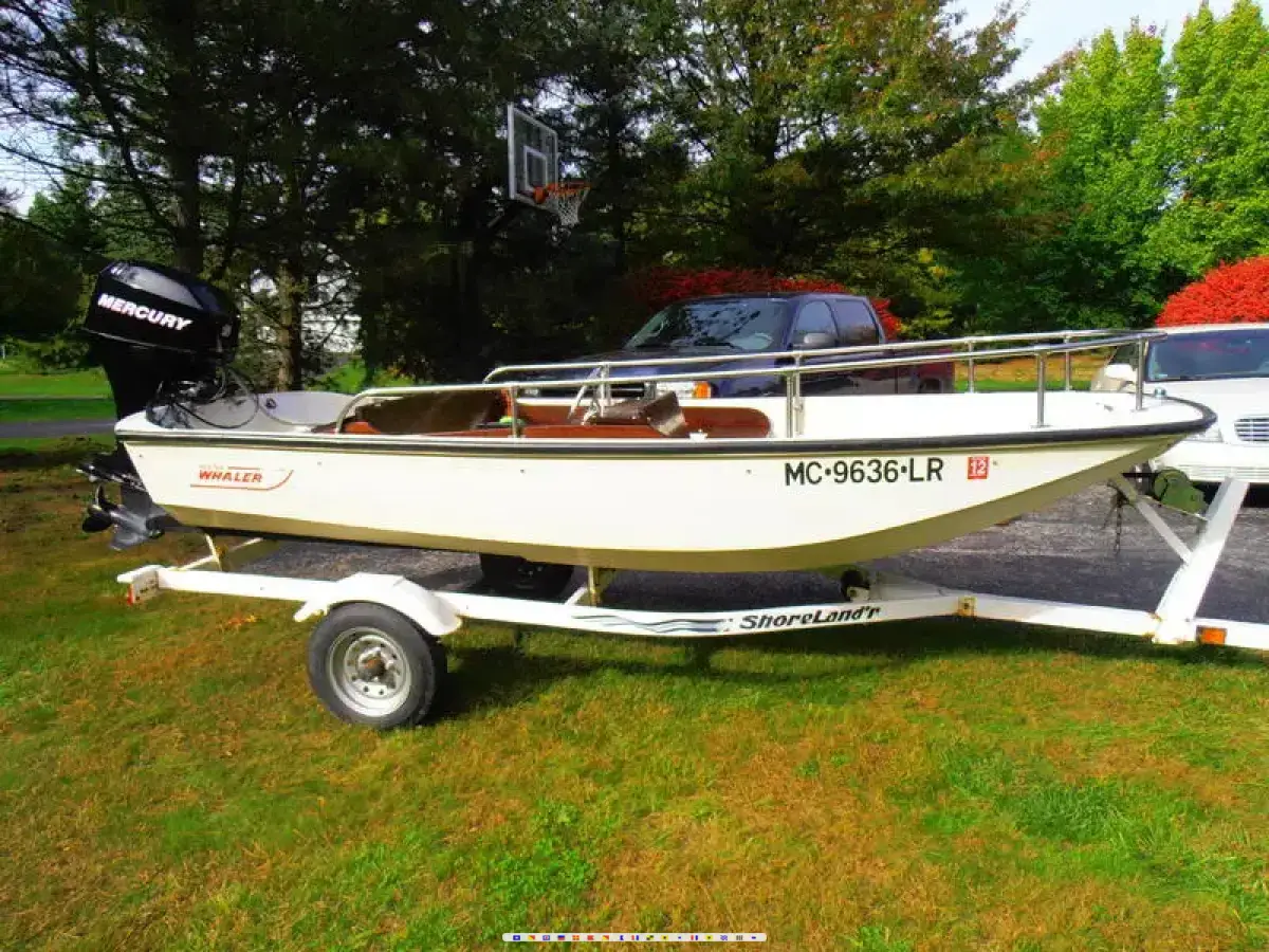 Boston Whaler 13 ft  Boston Whaler 13 ft