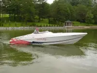 Donzi 28ZX SCORPION 