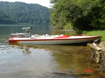 Cheyenne 18ft bubbledeck jet boat 