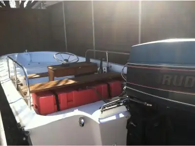 Boston Whaler Whaler Sport 