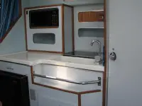 Sea Ray Sundancer 300  Pending Sale 