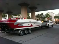 Magic 28 Deckboat