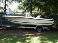 Sea Pro 18 Center Console 