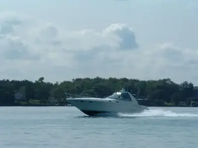 Sea Ray Sundancer