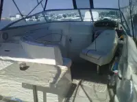 Rinker Fiesta Vee 
