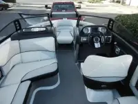 Malibu Wake Setter 247 LSV 