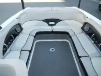 Malibu Wake Setter 247 LSV 