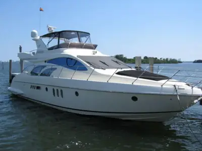 Azimut 55 Fly Bridge 