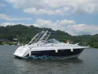 Donzi 3250 SS 