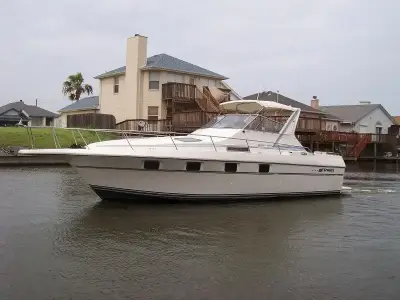 Cruisers 3370 Espirit 33EX 