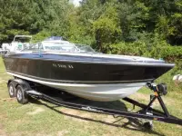Four Winns Liberator Sport Cuddy 