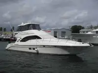 Sea Ray 5558 Sedan Bridge 