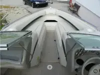 Crownline Bowrider 