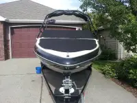 Glastron GX235
