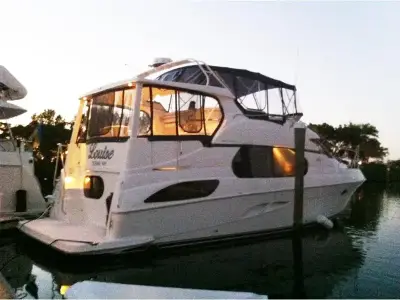 Silverton 43 Motor Yacht 
