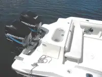 Mako 252 Center Console
