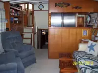 Kadey-Krogen 42 trawler