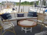 Matthews Double Cabin Command Bridge 