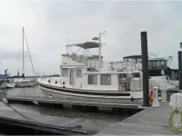 Nordic Tug Flybridge 
