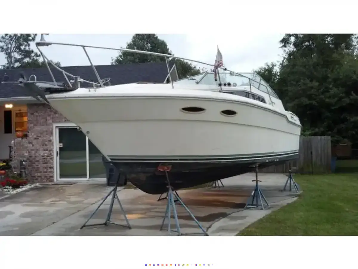Sea Ray Sundancer 300  Sea Ray Sundancer 300