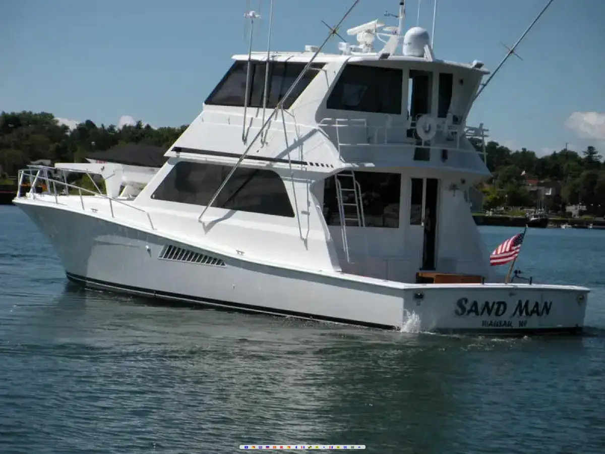 Viking 58 Convertible Enclosed Bridge Viking 58 Convertible Enclosed Bridge