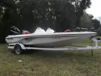 Tracker NITRO 482 DC 