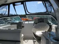 Cruisers 300 Express 