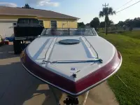Four Winns Liberator 221 