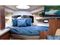 Cruisers 310 Express