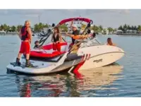 Sea-Doo 230 Wake Boat 