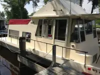 Boatel 370 