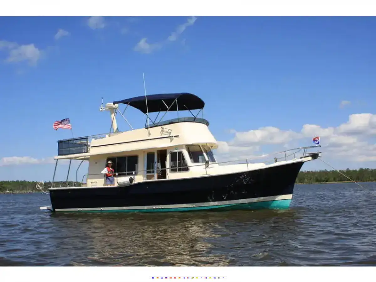 Mainship 400 